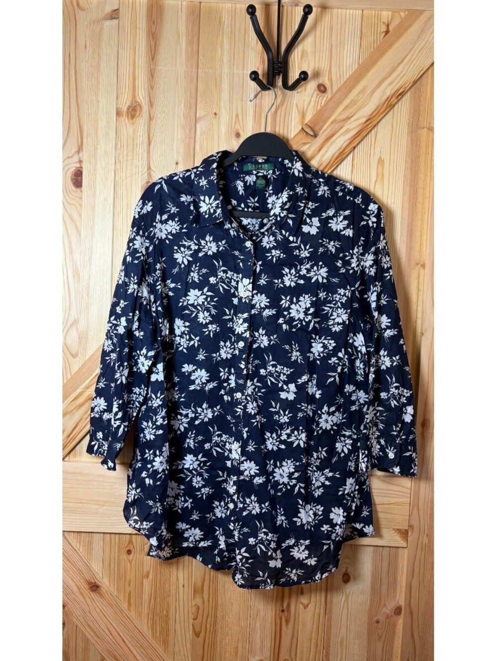 Lauren Ralph Lauren 2X Navy Blue Floral Button-Up Blouse